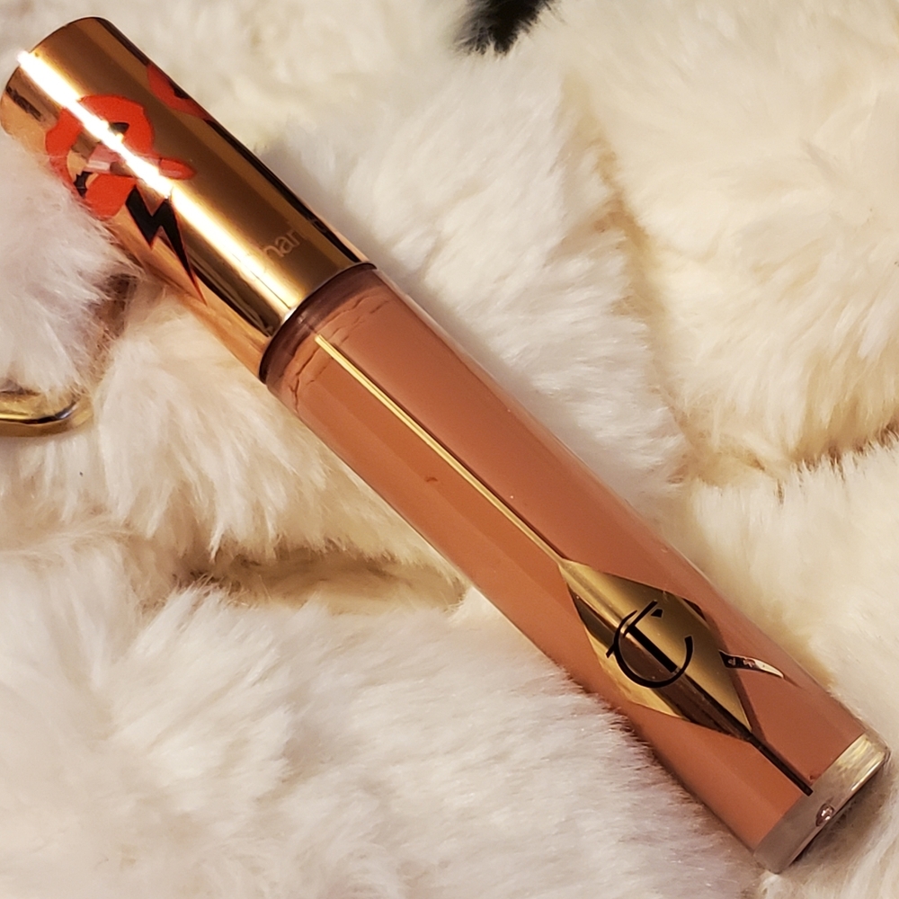 Charlotte Tilbury Latex Love Belle du Soir